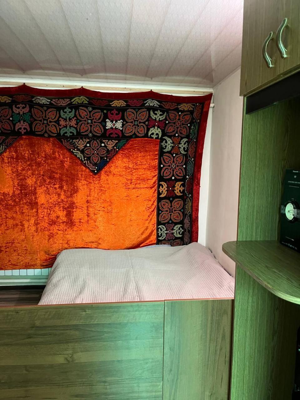 "Bilim" Guest House Tamchy Buitenkant foto